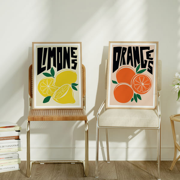 Tavelvägg med två livfulla citrusmotiv i klara färger Perfect Pair Tropical Twist poster wall