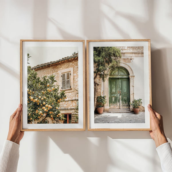 Bildevegg med to plakater i middelhavsinspirert stil Perfect Pair Mediterranean Charm poster wall