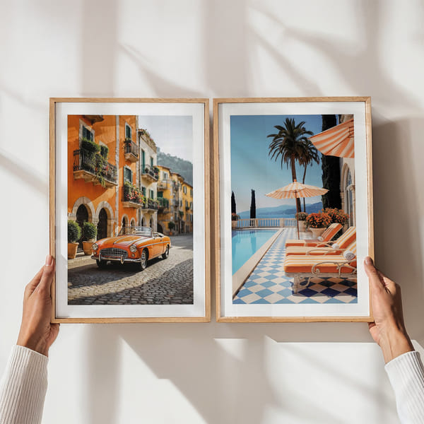 Parete di quadri con due motivi della regione mediterranea Perfect Pair Vintage Sunlit Retreat poster wall