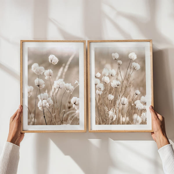 Mural de fotos com dois pôsteres em tons suaves de bege e branco Perfect Pair Cotton Field poster wall