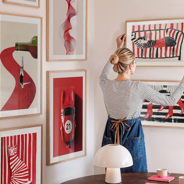 Fotowand met zes posters in opvallende rode tinten Hexa Corner Rhythms Of Red poster wall