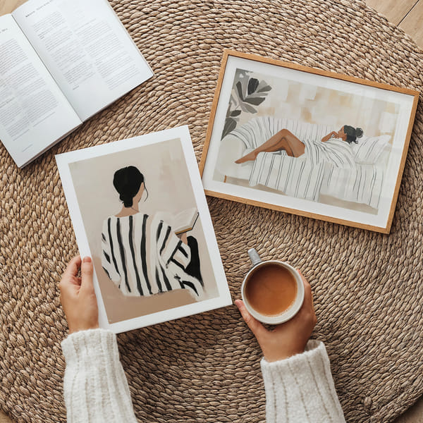 Billedvæg med to plakater i rolige neutrale toner Perfect Pair Gentle Mornings poster wall