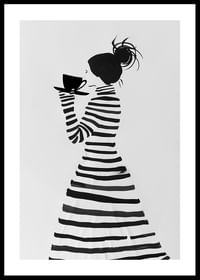 Elegant silhouet in gestreepte stijl, genietend van een kopje koffie-0