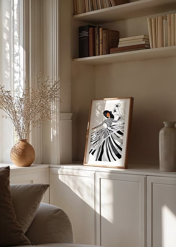 O femeie elegantă într-o rochie alb-negru țese o pânză de păianjen artistică-12