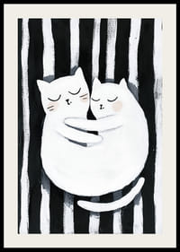 Två katter i en kärleksfull omfamning mot en randig bakgrund-2