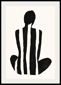 Contrasting shapes create visual harmony and deep stillness-2