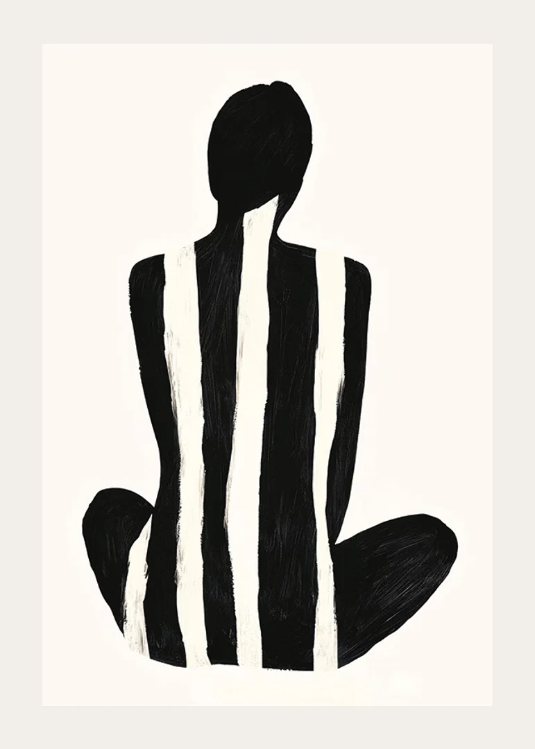 Contrasting shapes create visual harmony and deep stillness-12