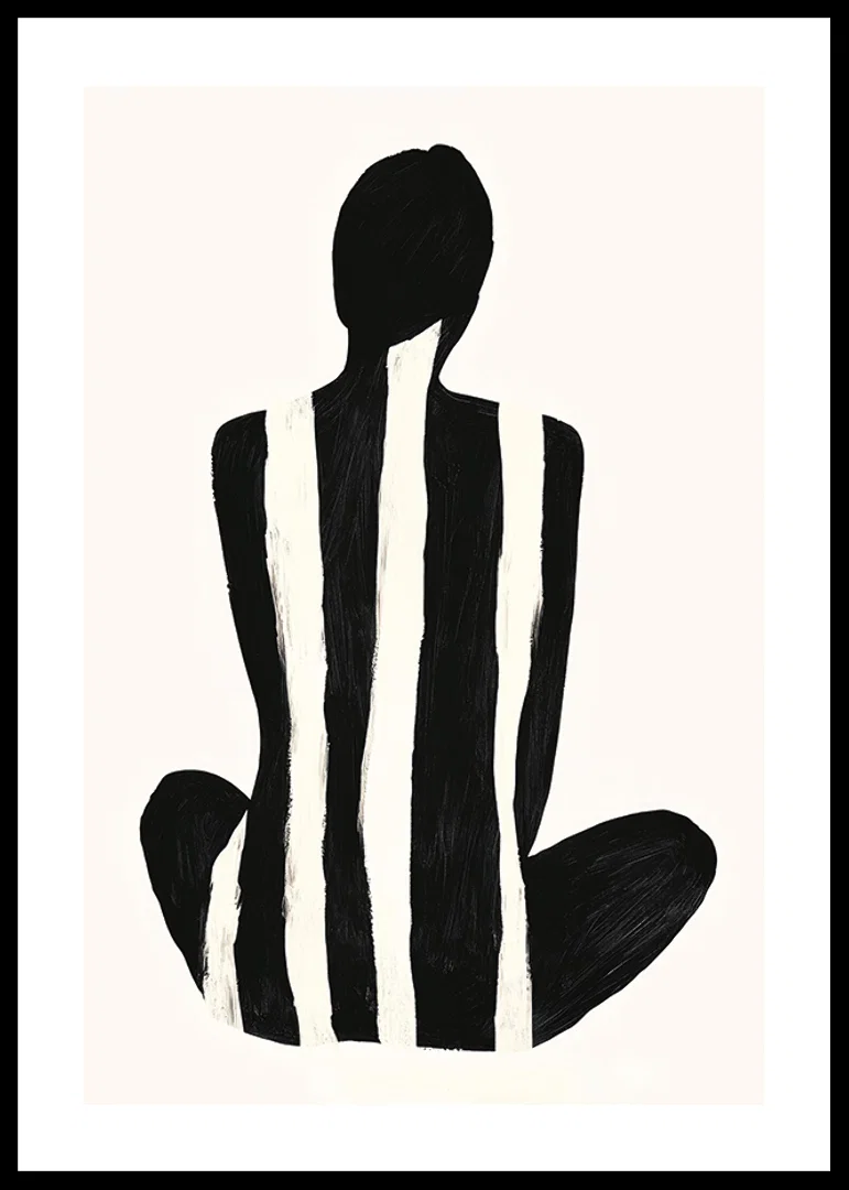 Contrasting shapes create visual harmony and deep stillness-12