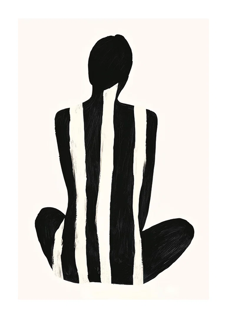 Contrasting shapes create visual harmony and deep stillness-12