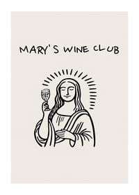 En hel skål med vin fanger både humor og tradition-1