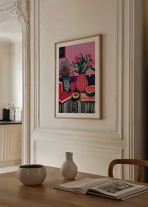 Een explosie van kleuren met bloemen en fruit brengt de kamer tot leven-12