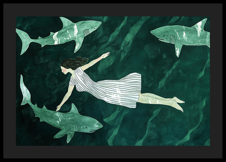Una mujer flota pacíficamente entre tiburones en aguas de un verde intenso-12