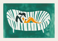 Una pareja amorosa en un abrazo acogedor y colorido.-3