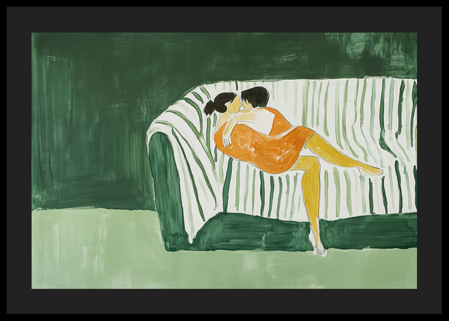 Dvaja ľudia objímajúci sa na pohovke na zelenom pozadí-12