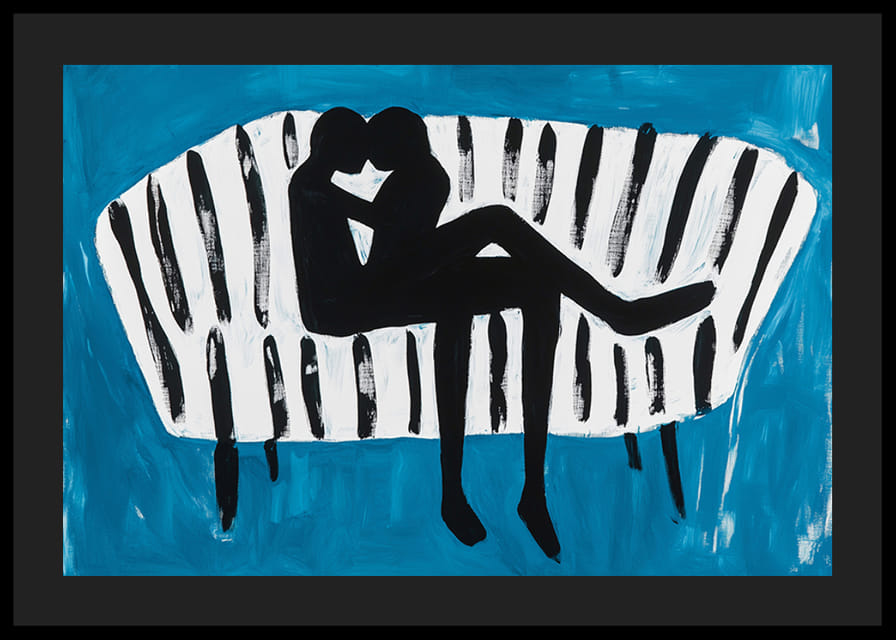 Dynamická silueta lásky na pruhovanej pohovke-12