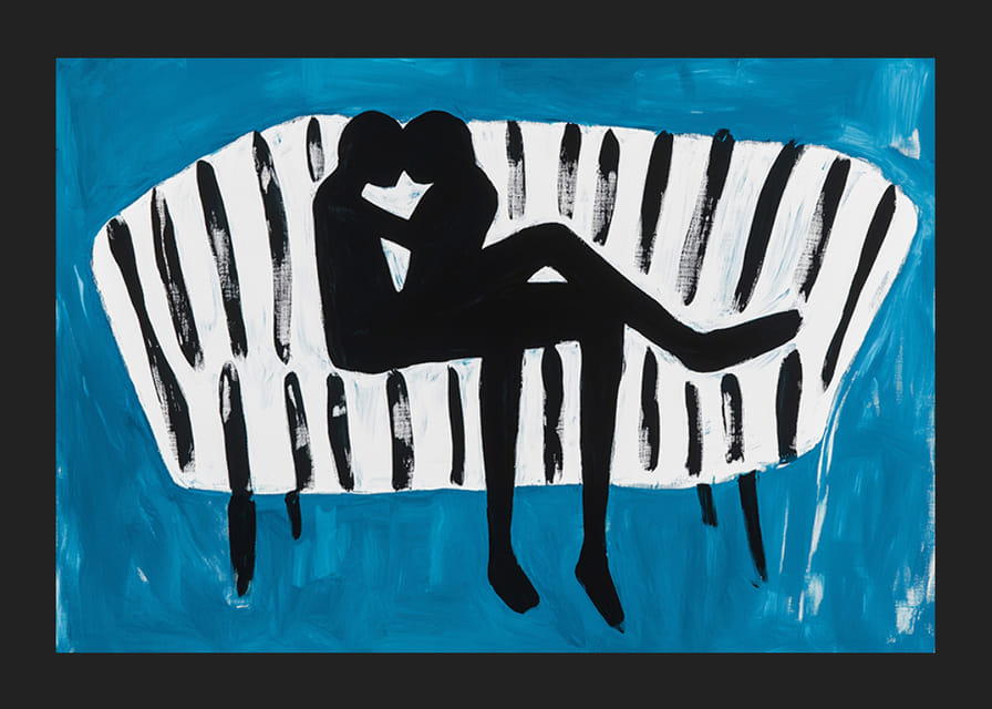 Dynamická silueta lásky na pruhovanej pohovke-12