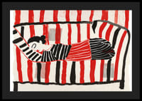 En färgglad affisch av en vilande figur omgiven av livfulla ränder-4