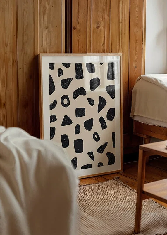 Svartvita former mot beige bakgrund skapar rytmisk elegans-12