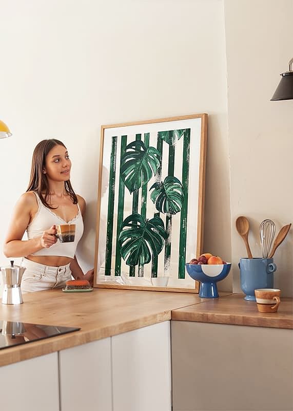 Frunzele de monstera în dungi verzi și albe îndrăznețe creează viață și stil-12