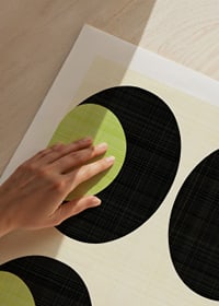 Svarta och gröna geometriska former i ett harmoniskt mönster-9