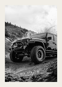 Erfassen Sie die Freiheit des Abenteuers mit dieser kraftvollen Offroad-Szene-3