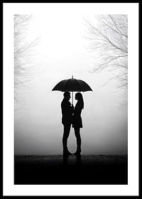O întâlnire romantică sub o umbrelă în siluetă-0