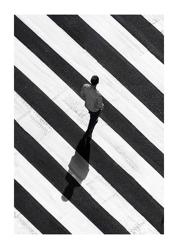 Poster Alone On The Crossing
