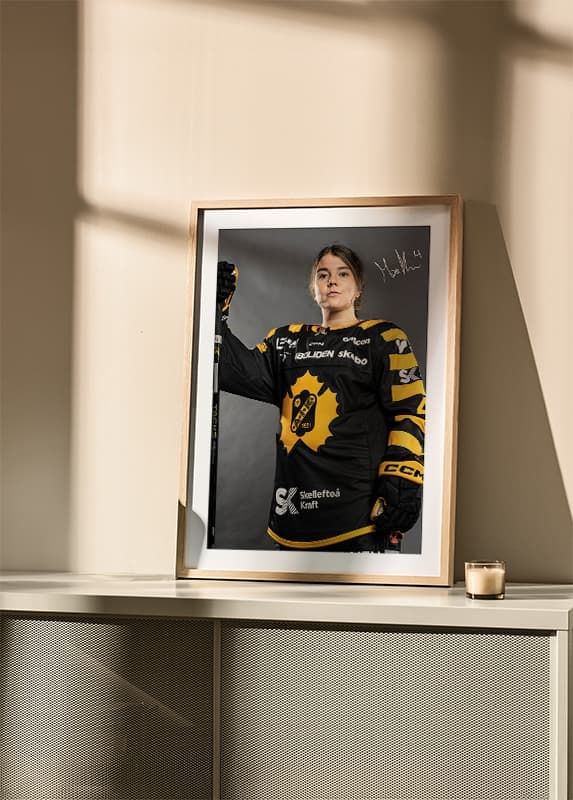 Poster Moa Viklund #4 Skellefteå AIK 2024/2025 crossfade