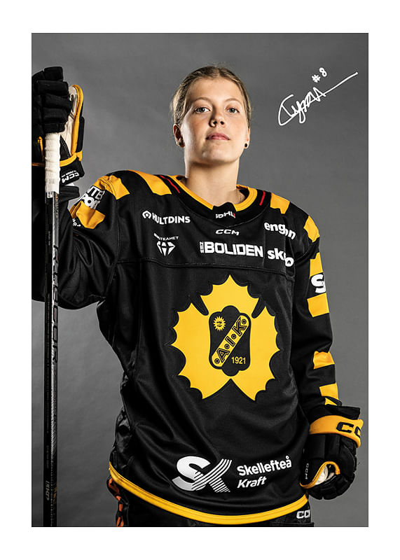 Poster Tyra Håkansson #8 Skellefteå AIK 2024/2025