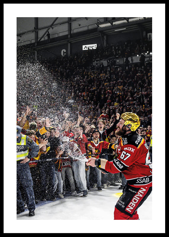 Poster Linus Omark Gulddusch