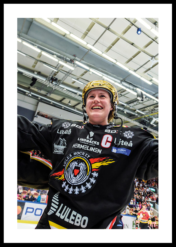 Emma Eliasson Med Guldhjälm Luleå Hockey-12