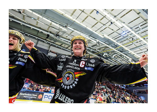 Poster Emma Eliasson Med Guldhjälm No.2 Luleå Hockey 