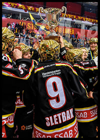 #9 Sletbak firar SM Guld med laget No.1-2