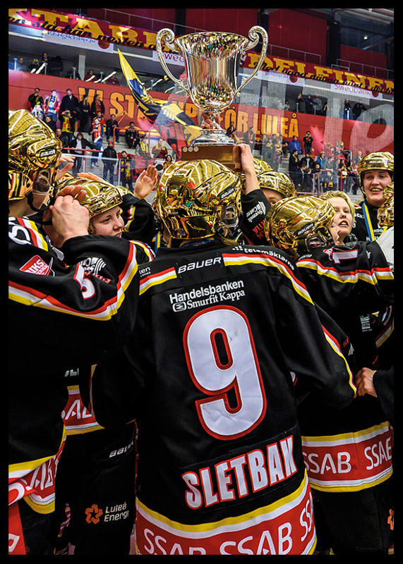 #9 Sletbak firar SM Guld med laget No.1-12