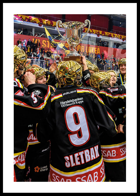 #9 Sletbak firar SM Guld med laget No.1-12