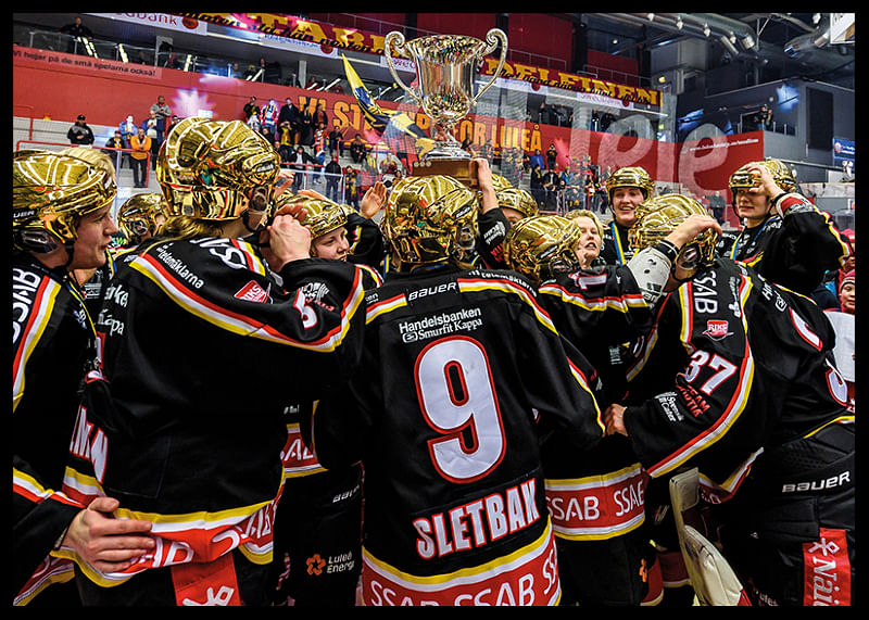 #9 Sletbak firar SM Guld med laget No.2-12