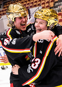 Melinda Olsson och Pernilla Forsgren SM-Guld 2018 Luleå Hockey-3