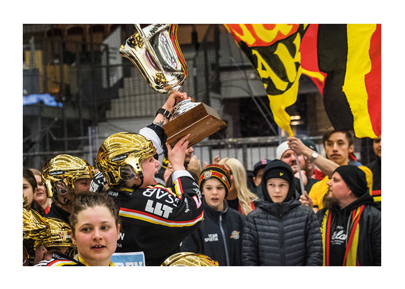 Firar guldet med fansen 2018-12