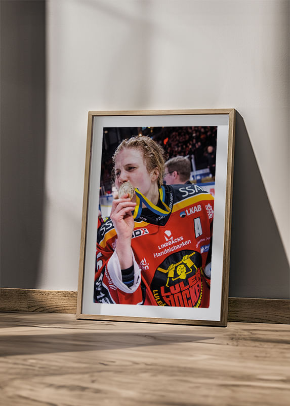 Poster Johanna Fällman SM-Guld 2021 Luleå Hockey crossfade