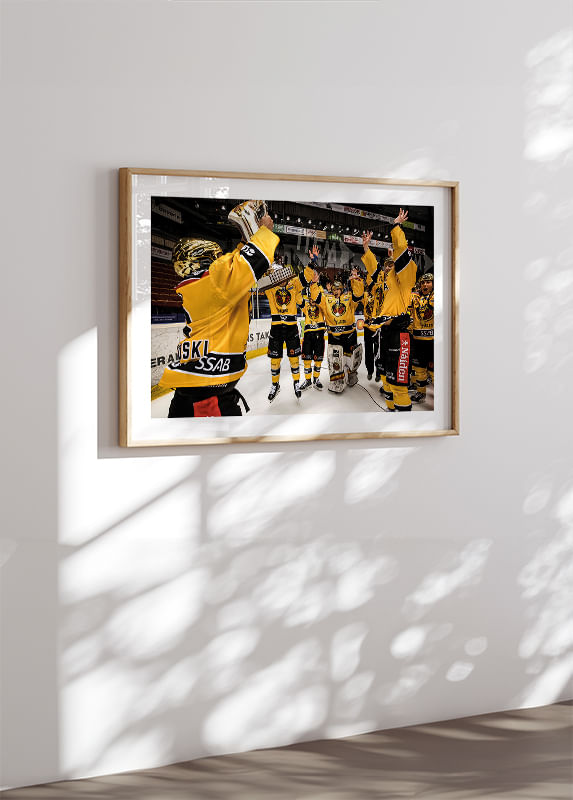 Poster Guldbucklan höjs No.2 2022 crossfade