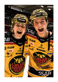 Noora Tulus Och Ronja Savolainen SM-Guld 2022 Luleå Hockey-1