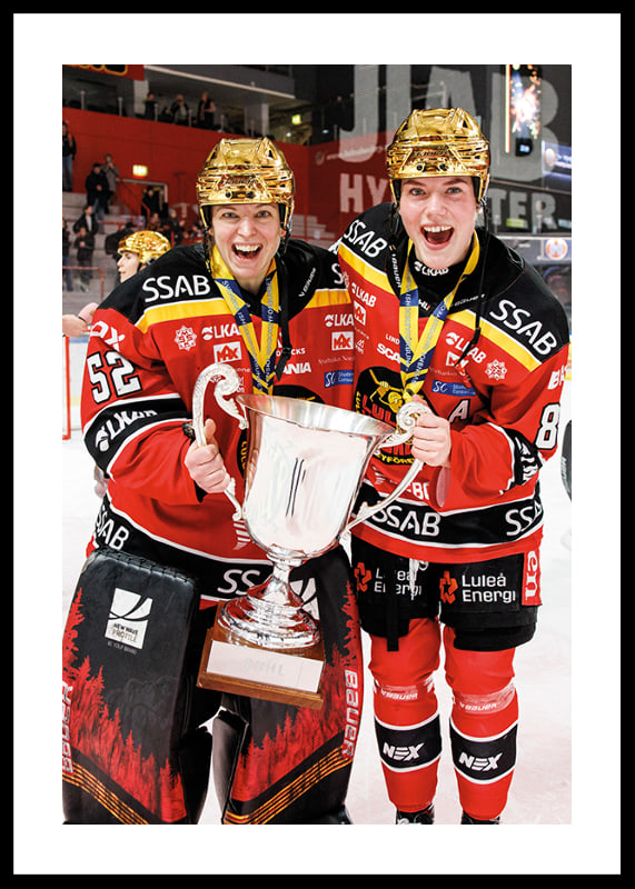 Sara Grahn Och Ronja Savolainen SM-Guld 2023 Luleå Hockey-12