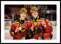 Noora Tulus Och Ronja Savolainen SM-Guld 2023 Luleå Hockey-0