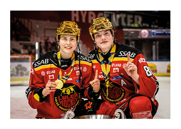 Poster Noora Tulus Och Ronja Savolainen SM-Guld 2023 Luleå Hockey