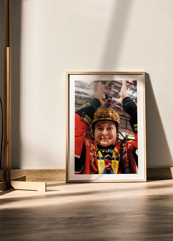 Poster Jenni Hiirikoski SM-Guld 2024 Luleå Hockey crossfade