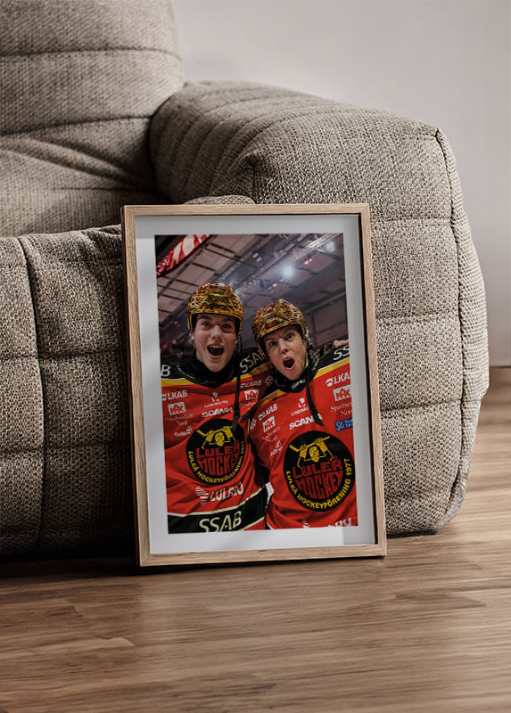 Poster Ronja Savolainen Och Sara Grahn SM-Guld 2024 Luleå Hockey crossfade