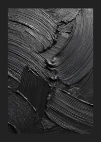 Djup och dynamisk svart textur målar kraftfulla känslor.-1