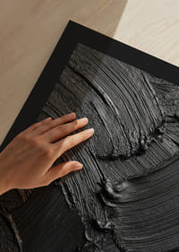 Djup och dynamisk svart textur målar kraftfulla känslor.-9