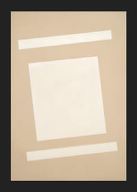 Ett enkelt motiv av vita former på beige bakgrund.-5