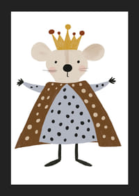 En bedårande mus bär en kungakrona och mantel.-5